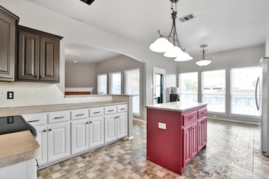 5002 Itasca St, Lubbock, TX 79416 - photo 3