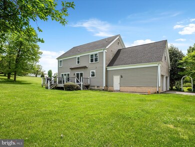 257 Omni Way, Shenandoah Junction, WV 25442 - photo 4