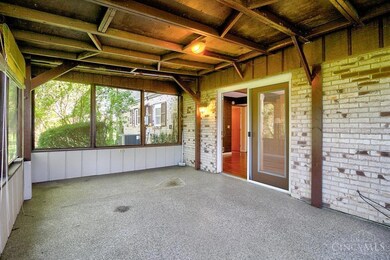 Nice Screen Porch !!!