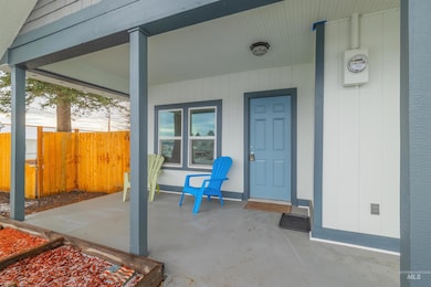 407 Wood St, Weippe, ID 83553 - photo 3