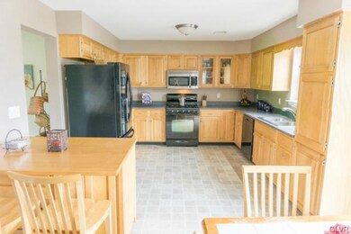 3775 Notch St, Macungie, PA 18062 - photo 3