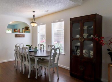 Formal Dining