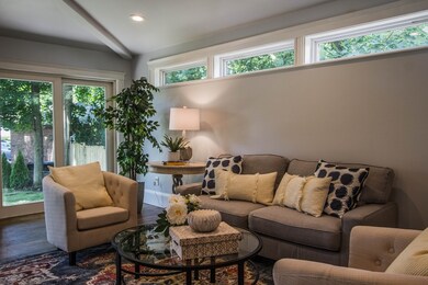 525 California St, Newtonville, MA 02460 - photo 7