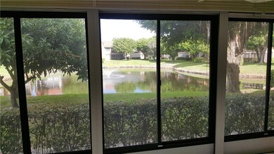 Beautiful Lake/Fountain View