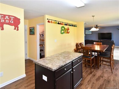 115 Harvest Pointe Dr, Statesville, NC 28677 - photo 5