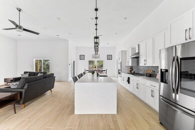 4013 Legend Trail, Granbury, TX 76049 - photo 5