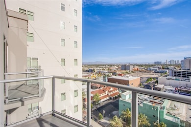 The Ogden unit 1212, Las Vegas, NV 89101 - photo 4