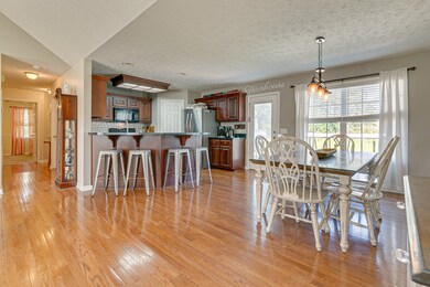 111 Kolby Ct, Shelbyville, TN 37160 - photo 7