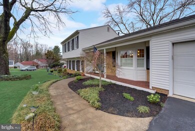 8024 W Point Dr, Springfield, VA 22153 - photo 7