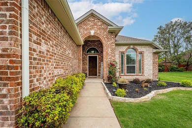 4402 Cluster Oak Ct, Granbury, TX 76049 - photo 3