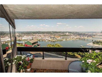 View. Perfect in all seasons...day or night!