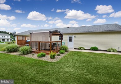 3549 Brook St, Greencastle, PA 17225 - photo 4