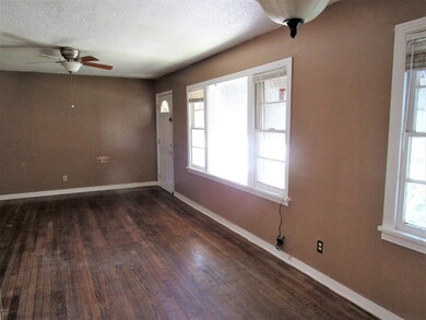 DINING ROOM VIEW 2