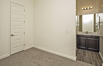 007_Bedroom 2 Ensuite (of 4)