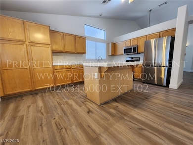 3580 Yorba Linda Dr, Las Vegas, NV 89122 - photo 6