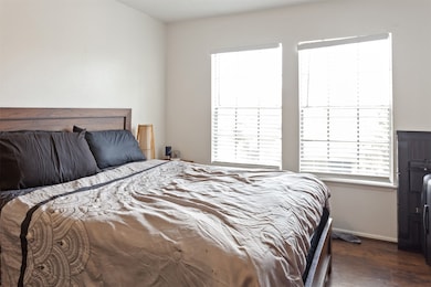 Secondary bedroom (upstairs)