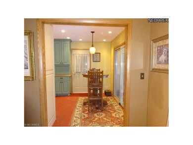 Eat-in area in kitchen