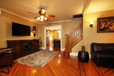 005_Living Room 3