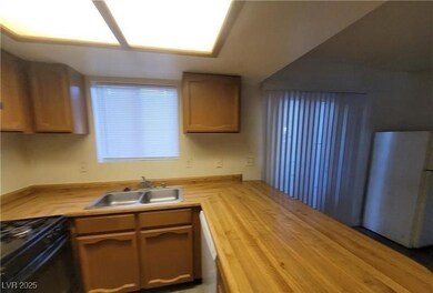 854 Stainglass Ln, Las Vegas, NV 89110 - photo 7