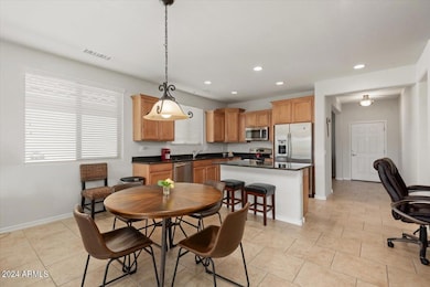 10-Dining Area