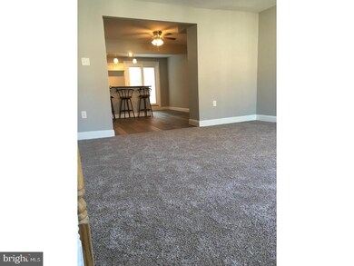 4704 Saint Denis Dr, Philadelphia, PA 19114 - photo 5