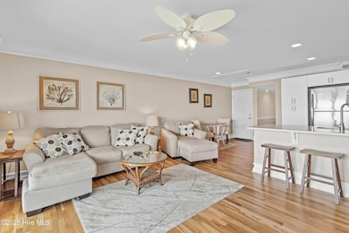 16_living room