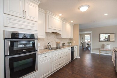 Brand-New Kitchen with soft-close drawers and a wi