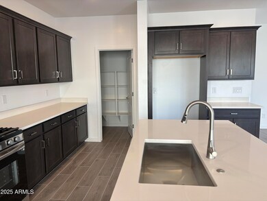 CP30 Lot 160 - Kitchen & Pantry