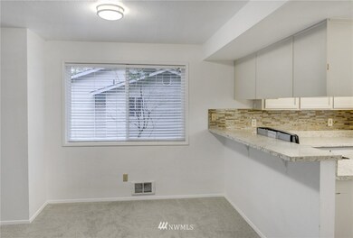 18910 Bothell Everett Hwy unit K4, Bothell, WA 98012 - photo 7