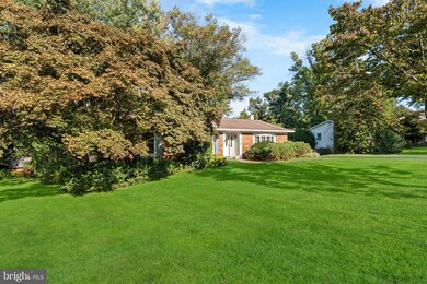 7922 Anfred Dr, Laurel, MD 20723 - photo 2