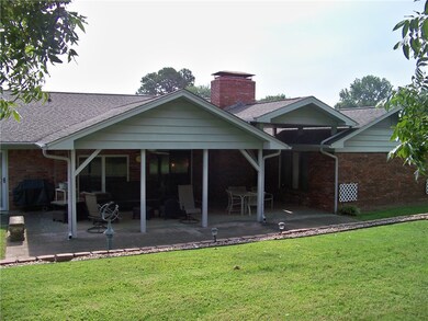 1209 N 8th St, van Buren, AR 72956 - photo 4