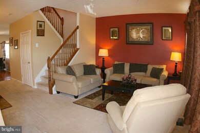 608 Tinker Rd, Middle River, MD 21220 - photo 2