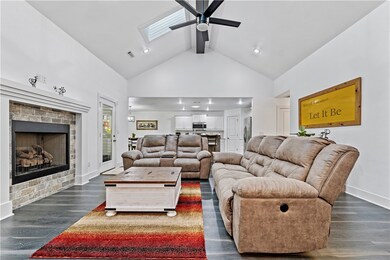 52 Clevelys Ln, Bella Vista, AR 72715 - photo 5