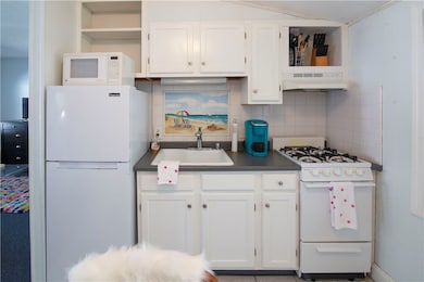 88 Old Post Rd unit 10, Westerly, RI 02891 - photo 6