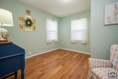 2413 SW Duncan Dr, Topeka, KS 66614 - photo 4