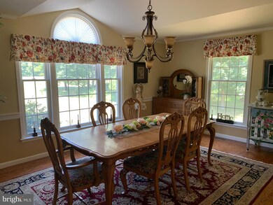 8 Mid Mountain Ln, Berkeley Springs, WV 25411 - photo 6