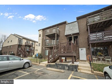 Altemus Farms unit O11, Brookhaven, PA 19015 - photo 3