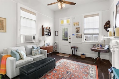 2835 Maurepas St, New Orleans, LA 70119 - photo 2