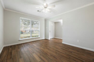 7606 Lakewood Dr, Houston, TX 77016 - photo 4