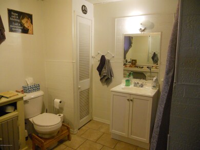 1309 Prescott Ave unit 11, Scranton, PA 18510 - photo 4