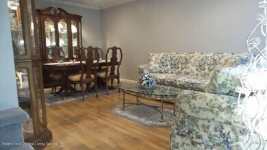 19 Franklin Ln unit B, Staten Island, NY 10306 - photo 4