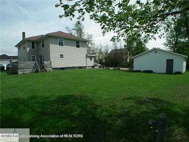 124 Halbert St, Grand Ledge, MI 48837 - photo 4