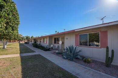 11119 W Desert Butte Dr unit 203, Sun City, AZ 85351 - photo 2
