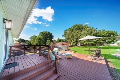 Outdoor Lover’s Spacious Deck, Perfect For Family & Friends to come for BBQ’s