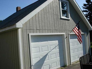 Garage.