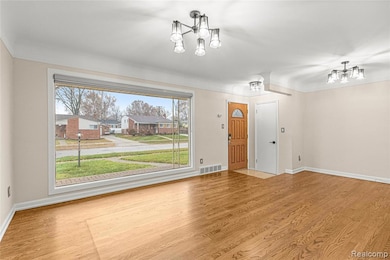 7148 Plainfield St, Dearborn Heights, MI 48127 - photo 4