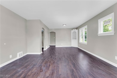 4646 E 147th St unit 1/DN, Cleveland, OH 44128 - photo 4