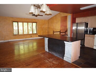 411 Hialeah Dr, Cherry Hill, NJ 08002 - photo 5