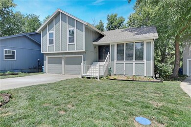 11922 W 66th St, Shawnee, KS 66216 - photo 2