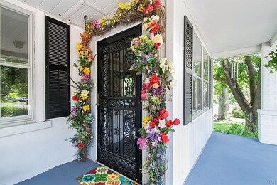 4657 Scheidys Rd, Coplay, PA 18037 - photo 3